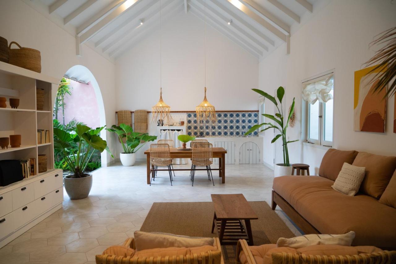 Happy Together By Kresna Hospitality Seminyak Extérieur photo